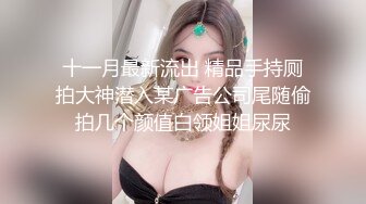 极品淫荡骚母狗！4男一女群P名场面！酒店排着队吃吊，骑乘位边操边舔，后入前后夹击，轮流输出