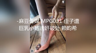 [HUNTA-161] 「不行不行會插入的不是約定好只摩擦嗎」搭乘率120的超擠電車及巴士上與姐姐完全緊密貼合還強制光屁股狀態與突然出現的姐姐