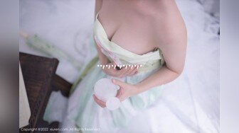 【新片速遞】&nbsp;&nbsp; ✿高端摄影✿ 极品爆乳欲体绝美尤物▌云溪溪▌玫瑰绳艺束缚 惊艳肉体血脉喷张 宛如天上堕落肉欲女神49P1V[429MB/MP4/3:11]