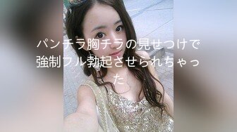 澡堂偷拍光着屁屁在更衣室吹头发精致面容美女