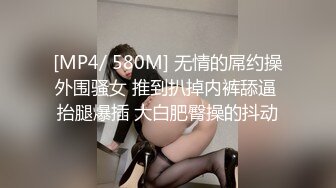 Exhib魔都后入巨臀人妻