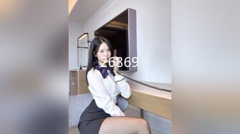 [MP4/ 391M] 精品推荐大奶女王魅色夫人SM调教黑丝女奴 脚踏无毛嫩逼还往里面塞了不少小番茄